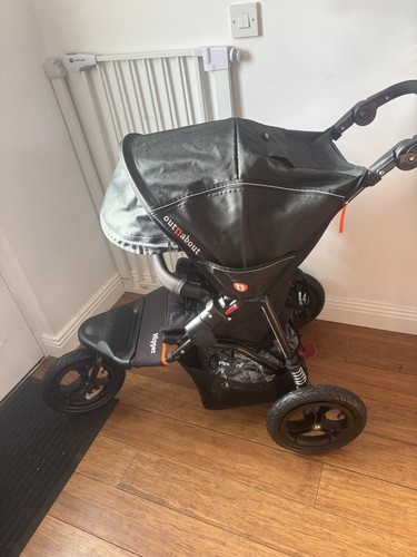 Out about single - nipper, 360