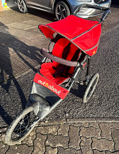 Out about single jogger - single,